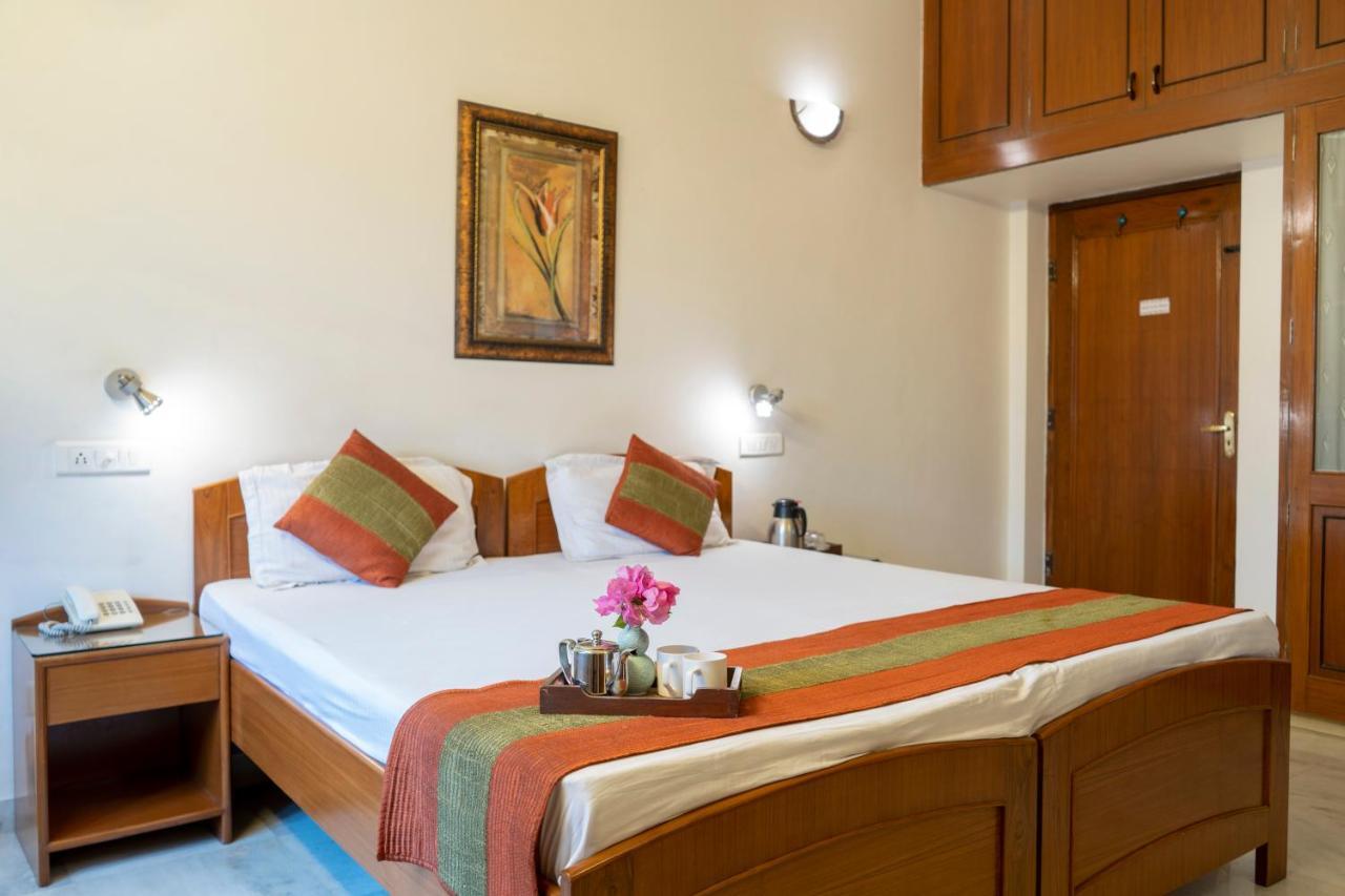 Giri Homestay By Vista Rooms ชัยปุระ ภายนอก รูปภาพ