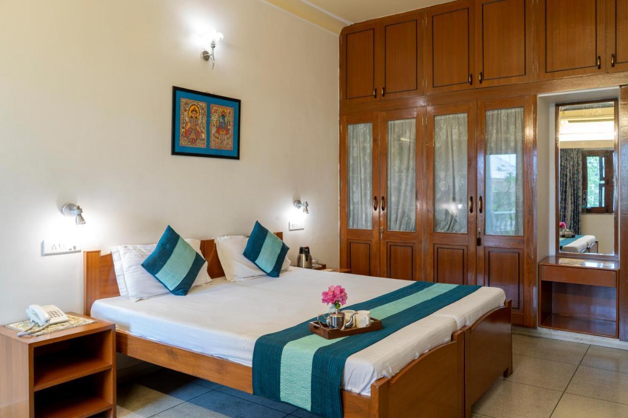 Giri Homestay By Vista Rooms ชัยปุระ ภายนอก รูปภาพ